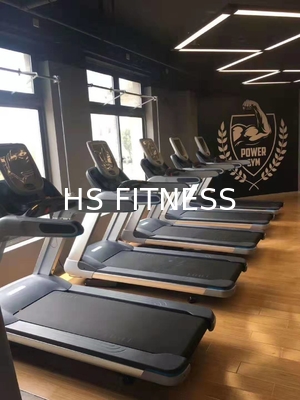 Escada rolante comercial do Gym da casa 20 de H 220V 0-15% da inclinação 3HP quilômetros de poder do motor