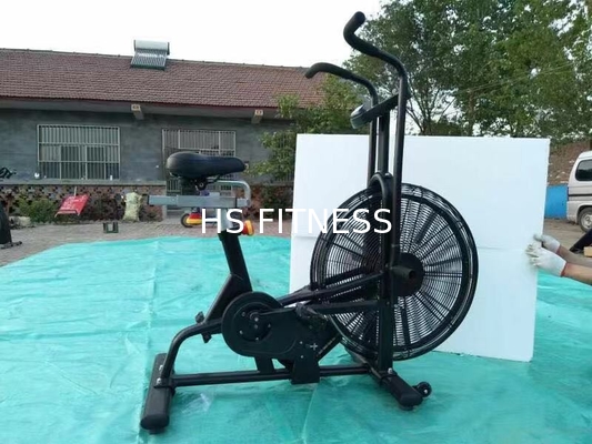 Anúncio publicitário de ciclagem da bicicleta do ar do assalto do equipamento do Gym de Crossfit