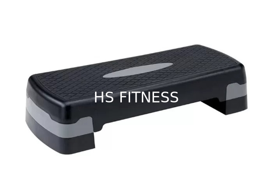 Etapa aeróbia interna dos acessórios do exercício do Gym da aptidão com a máquina de 1 camada